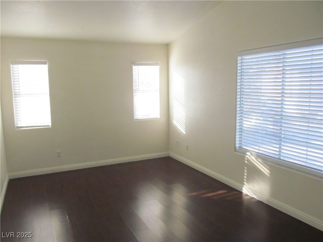 9125 Sparklewood Court, Las Vegas, NV 89129