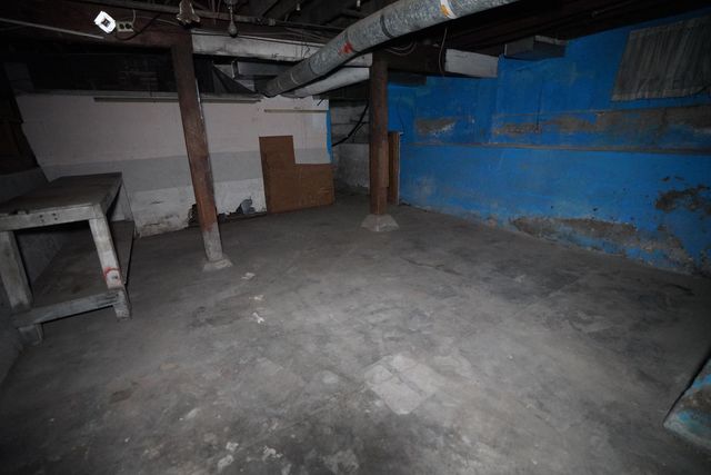 711 N Topeka, Wichita, KS 67214