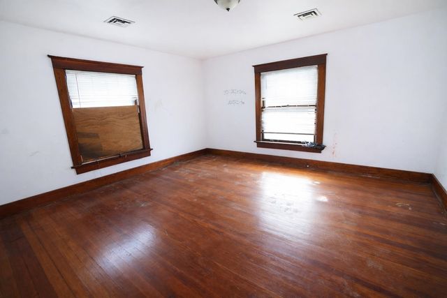 711 N Topeka, Wichita, KS 67214