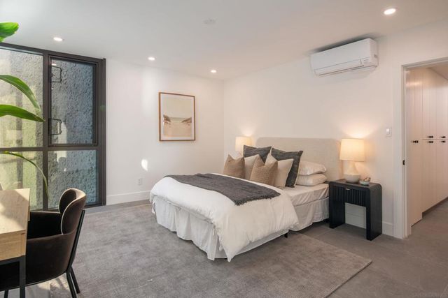 3940 Gresham St 251, San Diego, CA 92109