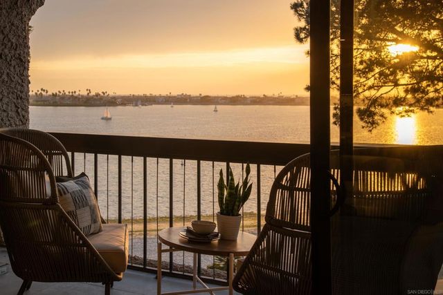 3940 Gresham St 251, San Diego, CA 92109