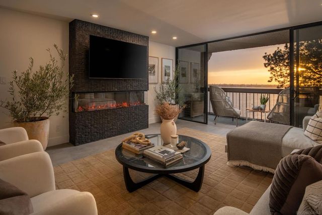 3940 Gresham St 251, San Diego, CA 92109