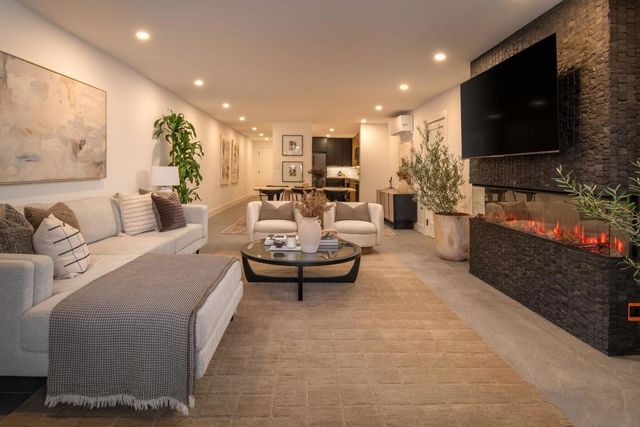 3940 Gresham St 251, San Diego, CA 92109