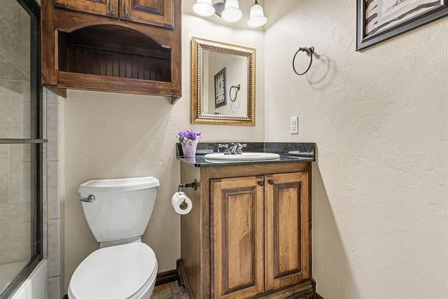 9200 Wheatland Drive, Oklahoma City, OK 73169