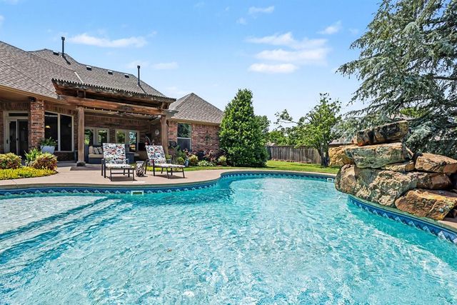 9200 Wheatland Drive, Oklahoma City, OK 73169