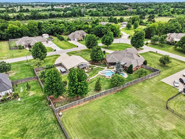 9200 Wheatland Drive, Oklahoma City, OK 73169