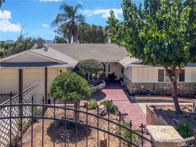 25325 Mountain Cliff, Moreno Valley, CA 92557