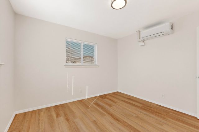 8316 Trumbull Avenue SE, Albuquerque, NM 87108