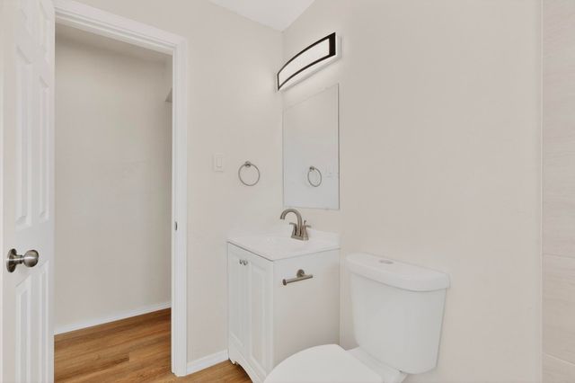 8316 Trumbull Avenue SE, Albuquerque, NM 87108