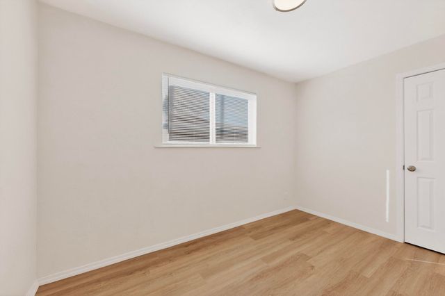 8316 Trumbull Avenue SE, Albuquerque, NM 87108