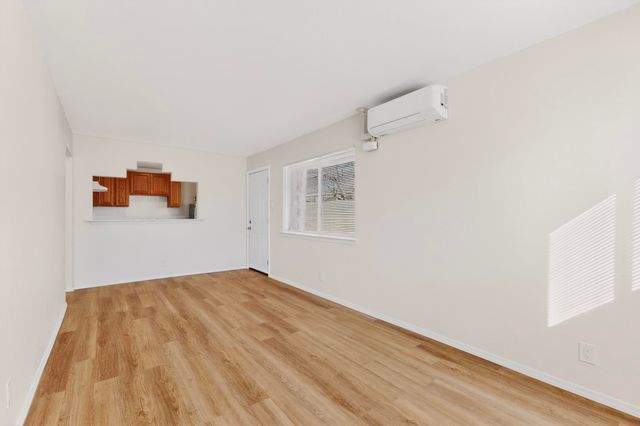 8316 Trumbull Avenue SE, Albuquerque, NM 87108