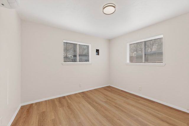 8316 Trumbull Avenue SE, Albuquerque, NM 87108