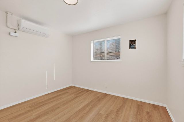 8316 Trumbull Avenue SE, Albuquerque, NM 87108