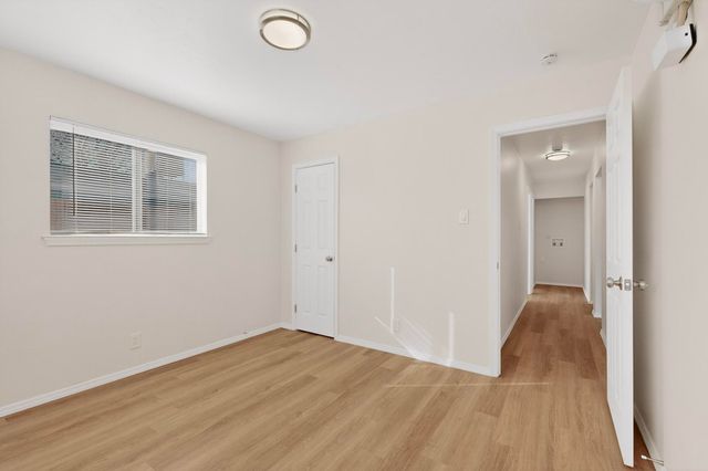 8316 Trumbull Avenue SE, Albuquerque, NM 87108