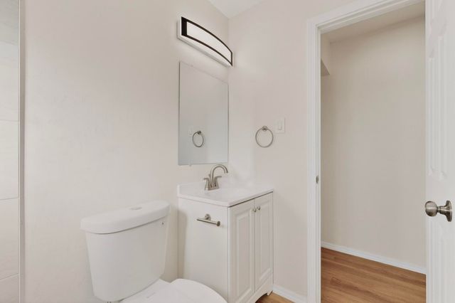 8316 Trumbull Avenue SE, Albuquerque, NM 87108