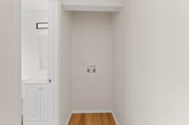 8316 Trumbull Avenue SE, Albuquerque, NM 87108