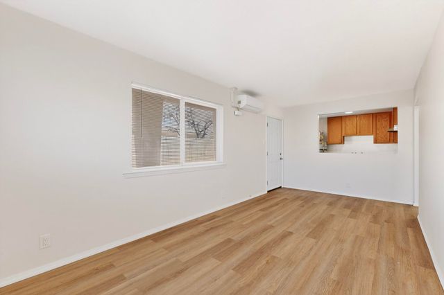 8316 Trumbull Avenue SE, Albuquerque, NM 87108