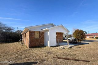 2606 Robeson Street, Wilmington, NC 28405