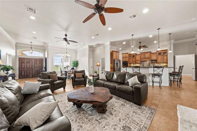 1841 Old Ranch Road, China Spring, TX 76633