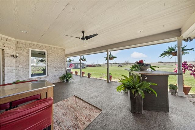 1841 Old Ranch Road, China Spring, TX 76633