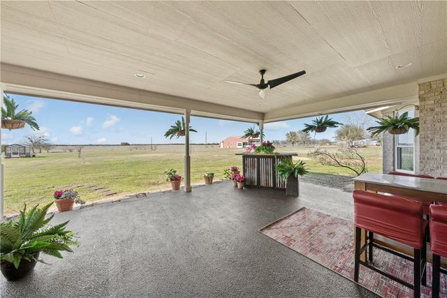 1841 Old Ranch Road, China Spring, TX 76633