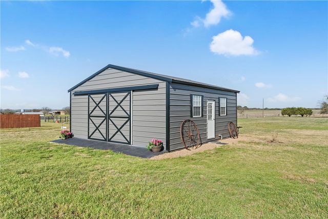 1841 Old Ranch Road, China Spring, TX 76633