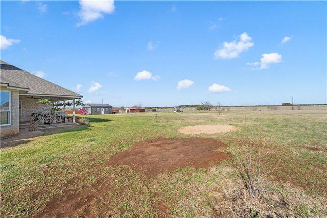 1841 Old Ranch Road, China Spring, TX 76633