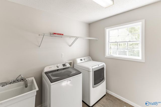 3877 US Highway 72, Paint Rock, AL 35764