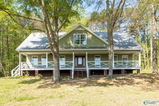 3877 US Highway 72, Paint Rock, AL 35764