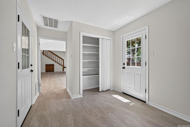 4614 Emory Oak Woods, San Antonio, TX 78249