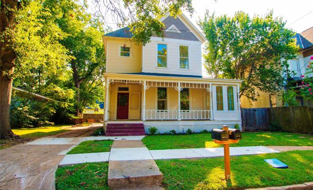 606 May Street, Palestine, TX 75801