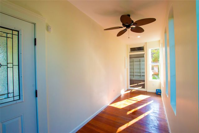 606 May Street, Palestine, TX 75801