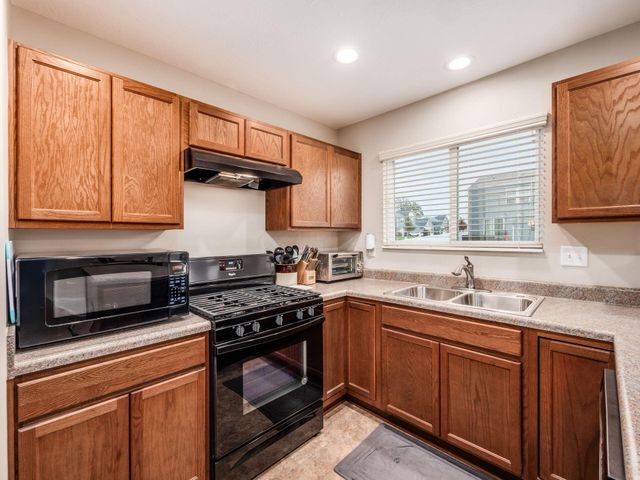 7505 Winding Path Court, Canal Winchester, OH 43110