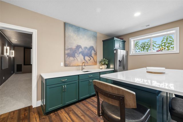 633 Xavier Place, Ames, IA 50014
