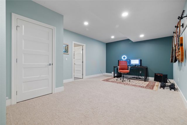 633 Xavier Place, Ames, IA 50014