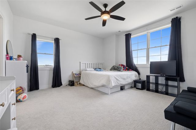 633 Xavier Place, Ames, IA 50014