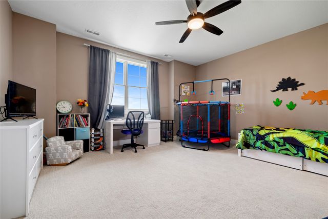 633 Xavier Place, Ames, IA 50014
