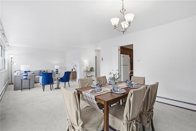 144 N Dithridge St 711, Oakland, PA 15213