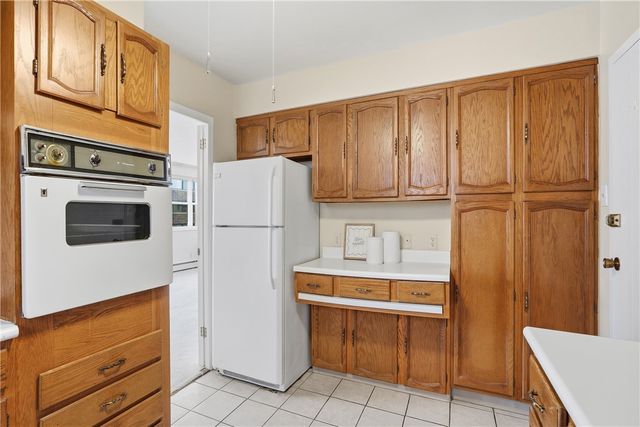 144 N Dithridge St 711, Oakland, PA 15213