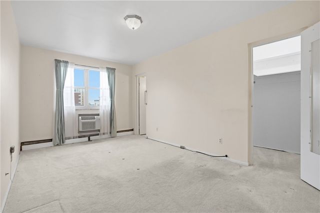 144 N Dithridge St 711, Oakland, PA 15213