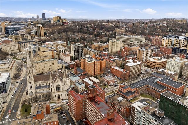 144 N Dithridge St 711, Oakland, PA 15213