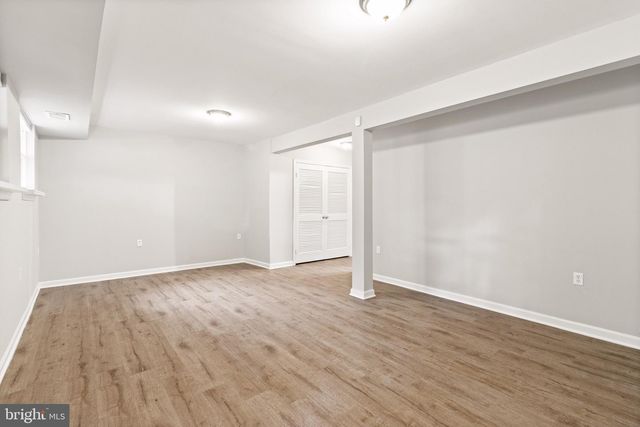 8042 SAINT ANNES CT, Alexandria, VA 22309