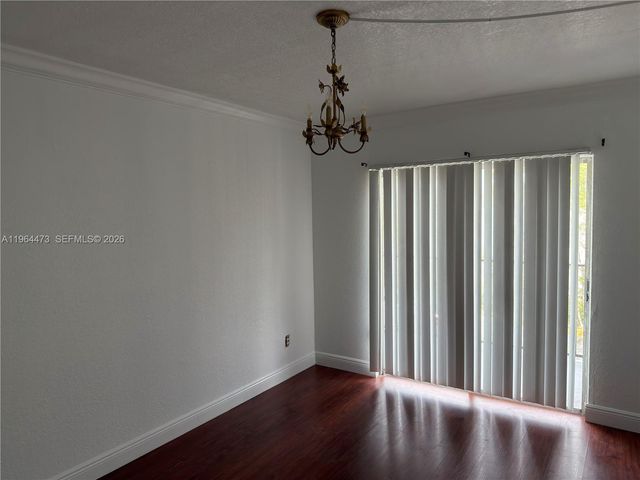 8009 W 6th Ave H, Hialeah, FL 33014