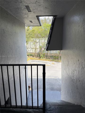 8009 W 6th Ave H, Hialeah, FL 33014