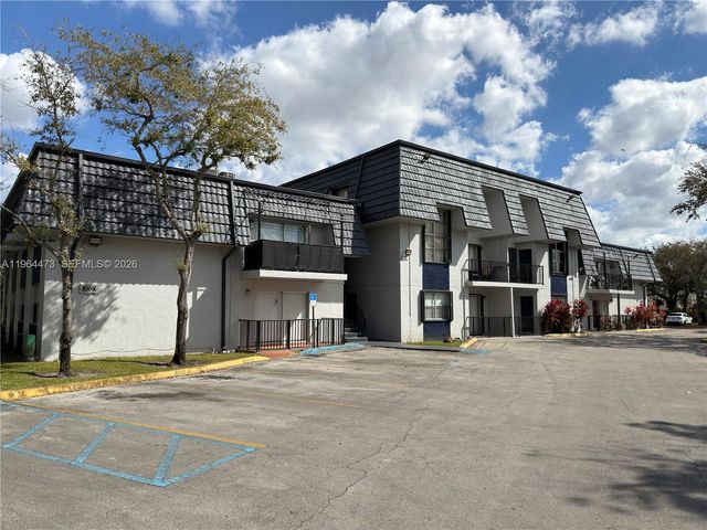 8009 W 6th Ave H, Hialeah, FL 33014