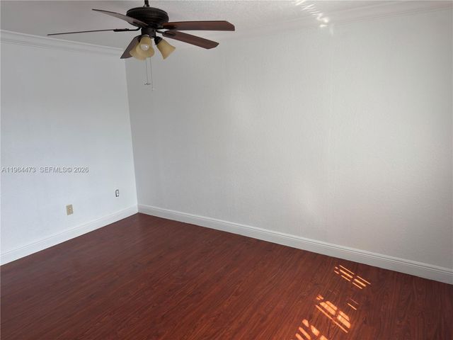 8009 W 6th Ave H, Hialeah, FL 33014