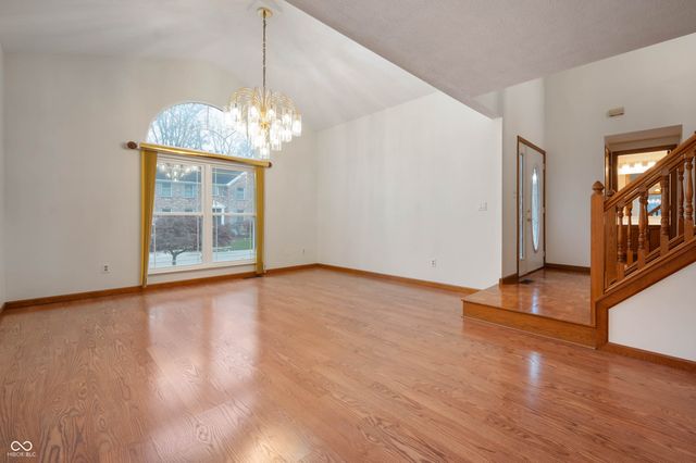 7638 Garrick Street, Fishers, IN 46038