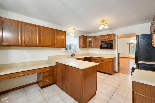 7638 Garrick Street, Fishers, IN 46038