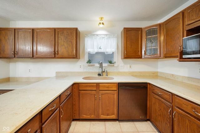 7638 Garrick Street, Fishers, IN 46038