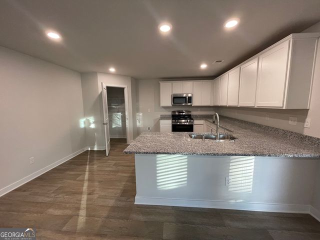 416 Sweetwood Court, Lagrange, GA 30241